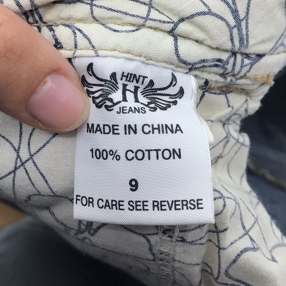Hint Distressed Denim Jean Mini Skirt 100% Cotton Size 9 - Picture 7 of 9